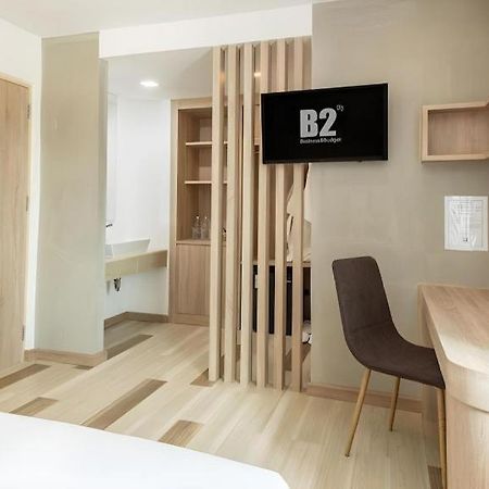 B2 Ubon Premier Hotel Убонратчатхани Экстерьер фото