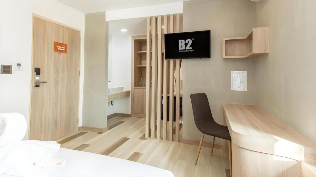 B2 Ubon Premier Hotel Убонратчатхани Экстерьер фото