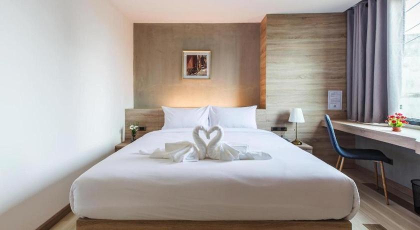 B2 Ubon Premier Hotel Убонратчатхани Экстерьер фото