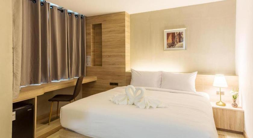 B2 Ubon Premier Hotel Убонратчатхани Экстерьер фото