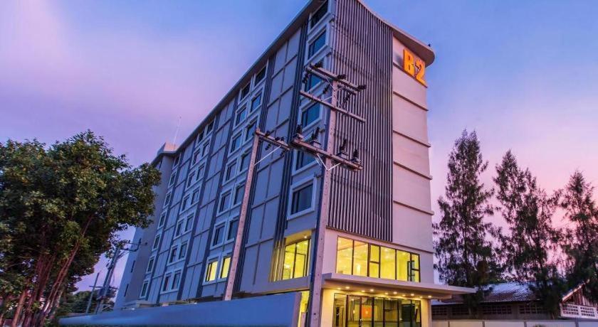 B2 Ubon Premier Hotel Убонратчатхани Экстерьер фото